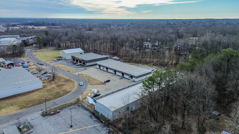 More Photos Of 3530 Park Plaza Rd, Paducah Flex For Lease