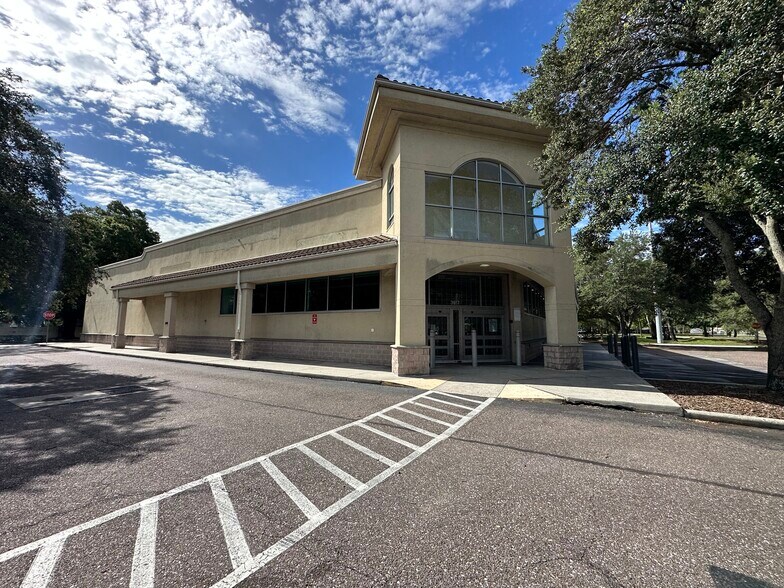 More Photos Of 3917 N Nebraska Ave, Tampa Freestanding For Lease