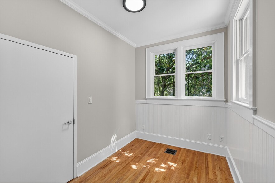 More Photos Of 208 St Marys St, Raleigh Loft Creative Space For Lease