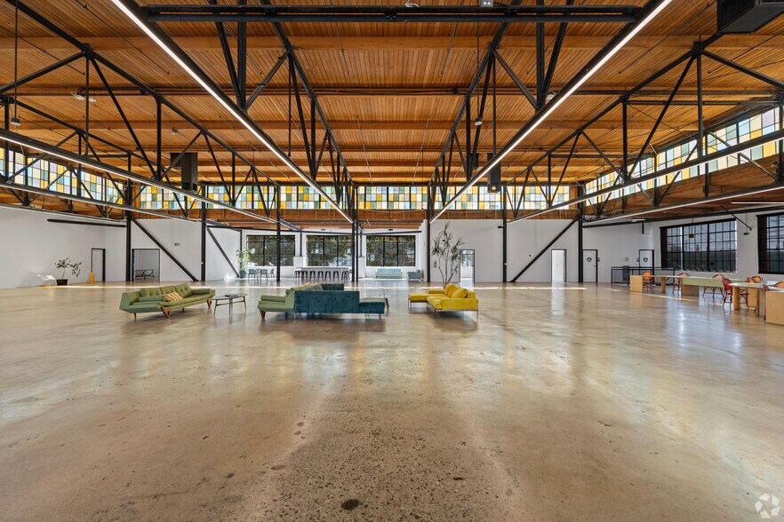 More Photos Of 1451-1473 E 4th St, Los Angeles Office For Lease