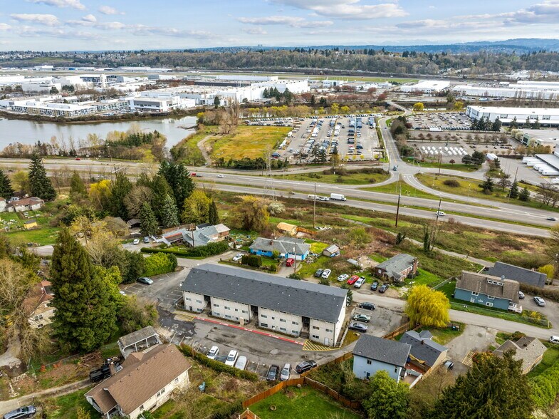 More Photos Of 10625 22nd Pl S, Seattle Apartments For Sale