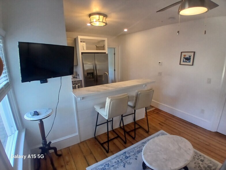 More Photos Of 117 Water St, Stonington Apartments For Sale