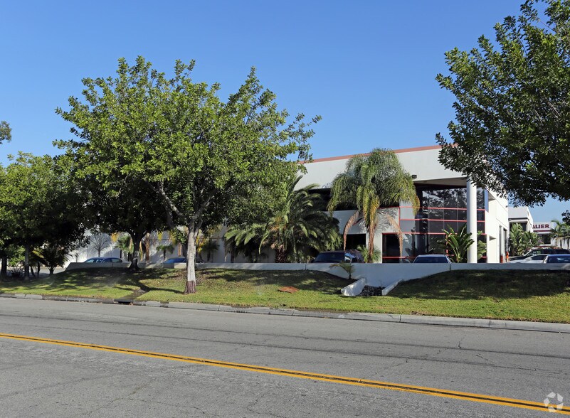 More Photos Of 9949 Tabor Pl, Santa Fe Springs Warehouse For Lease