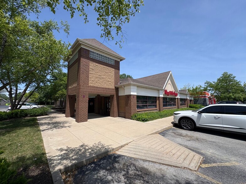 More Photos Of 404 Sagamore Pky W, West Lafayette Freestanding For Lease
