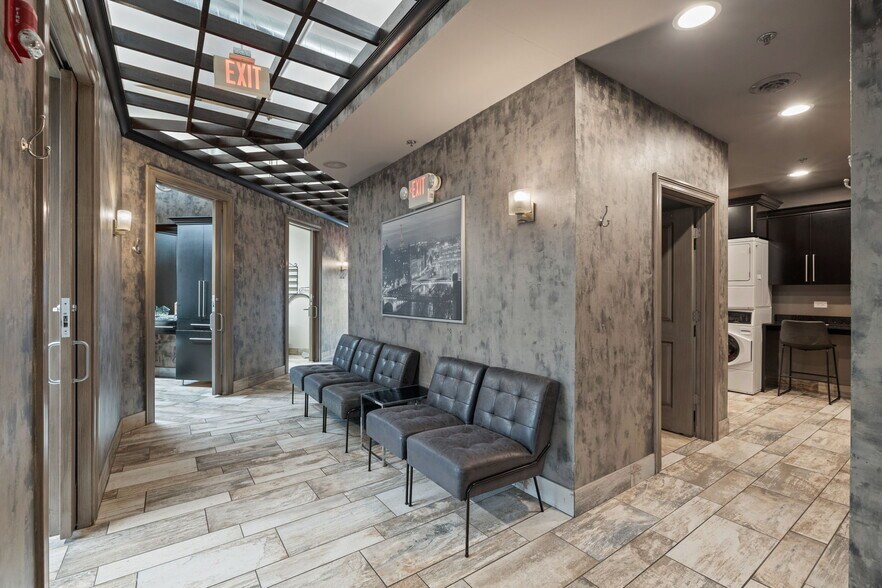 More Photos Of 3941 75th St, Aurora Medical For Sale