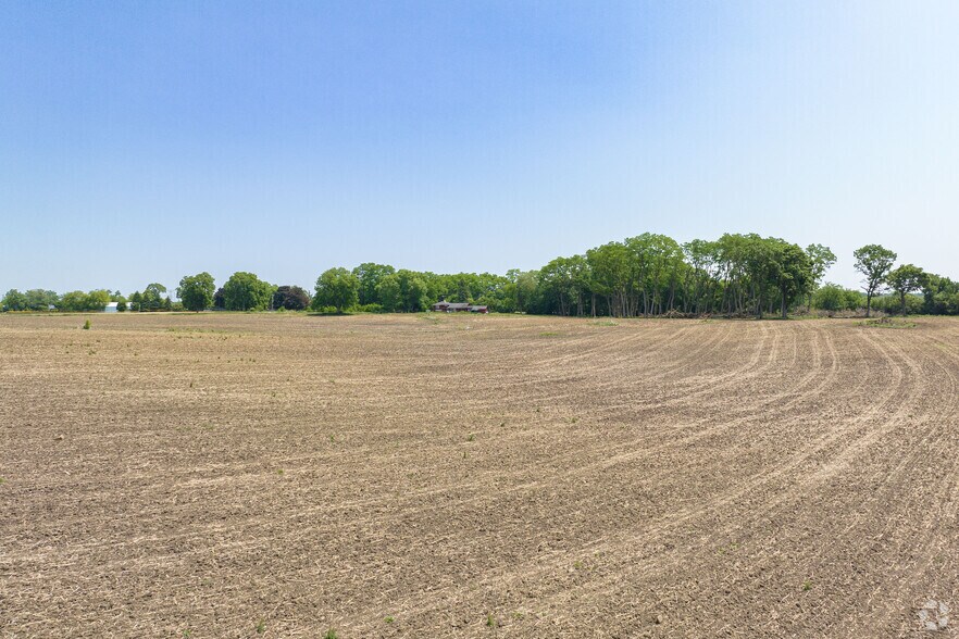 More Photos Of Interstate 94, Gurnee Land For Sale