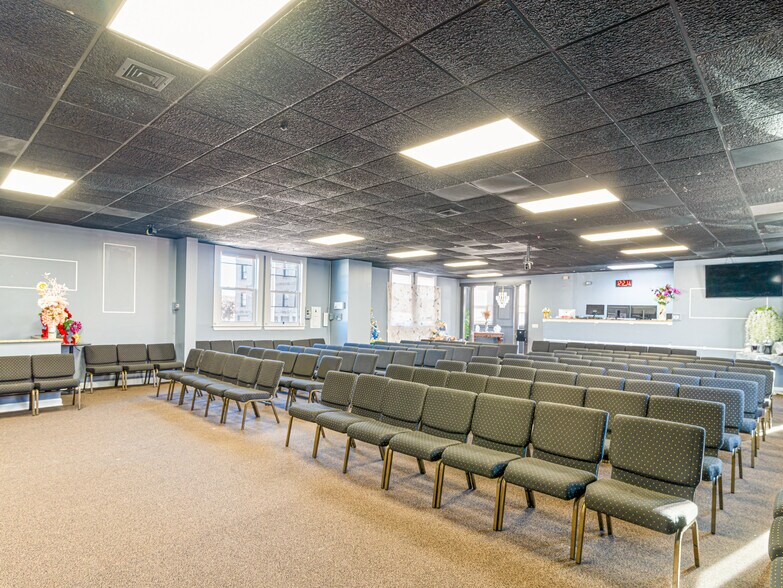 More Photos Of 29 Spruce St, Milford Religious Facility For Sale