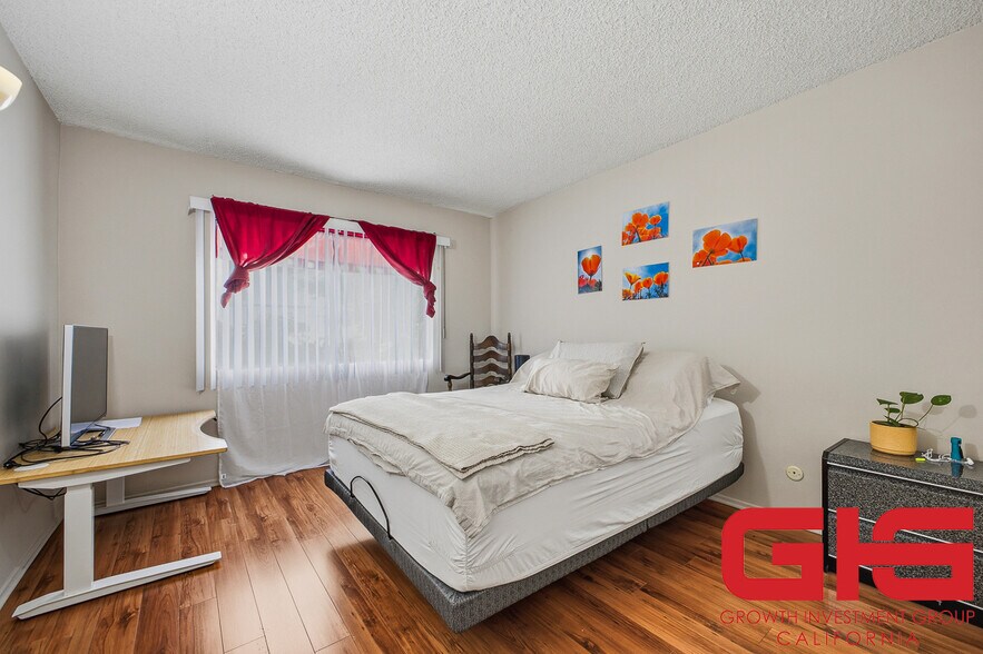 More Photos Of 1818 Ramona Ave, South Pasadena Apartments For Sale