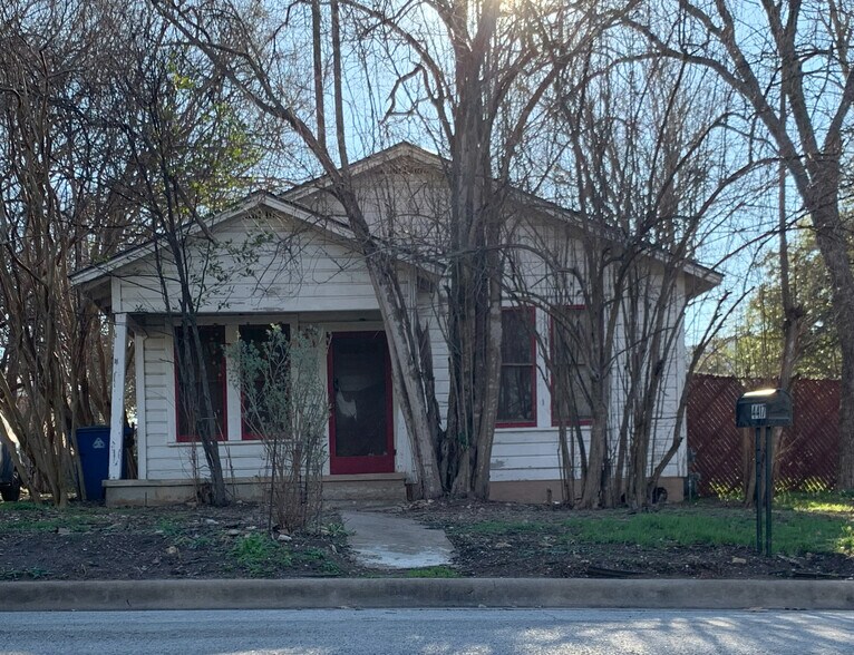 Primary Photo Of 4417 Garnett St, Austin Land For Sale
