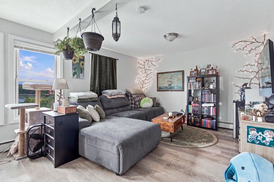 More Photos Of 219 River St, Woonsocket Apartments For Sale
