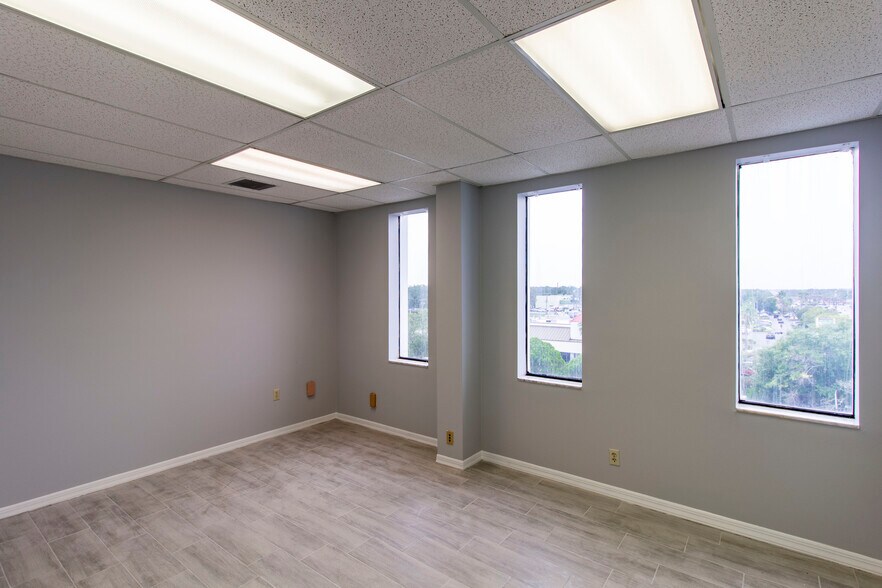 More Photos Of 9385 N 56th St, Temple Terrace General Retail For Lease