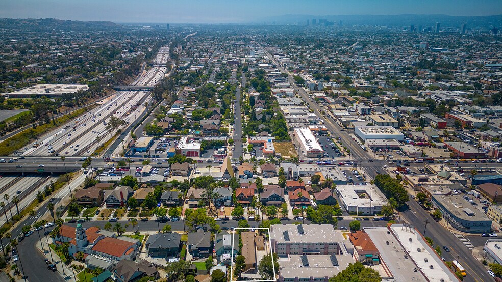 More Photos Of 1930 S Oxford Ave, Los Angeles Apartments For Sale