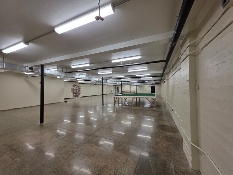 More Photos Of 127-133 E Market St, Sandusky Storefront For Lease