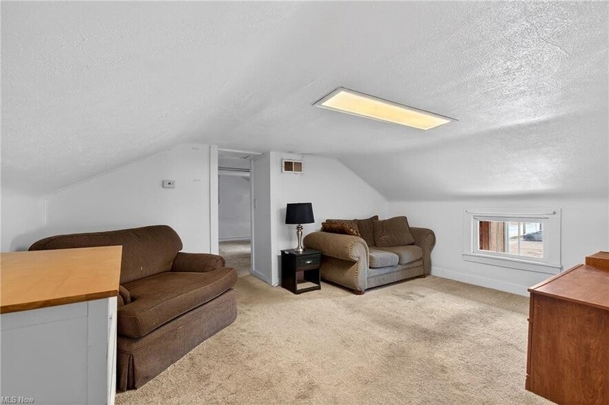 More Photos Of 845 Spruce St, Wooster Restaurant For Sale