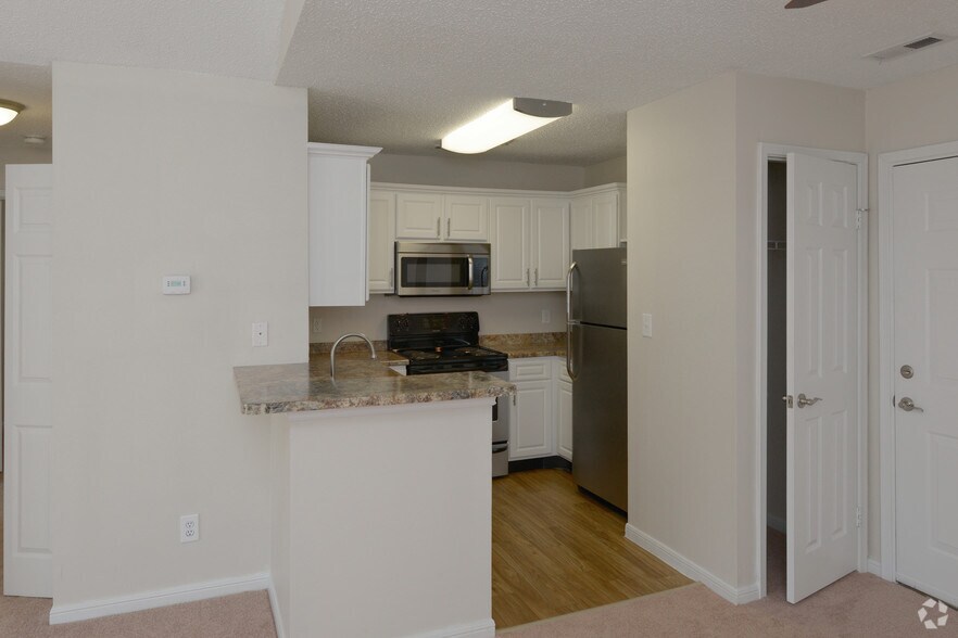 More Photos Of 100 Elena St, Cranston Apartments For Sale
