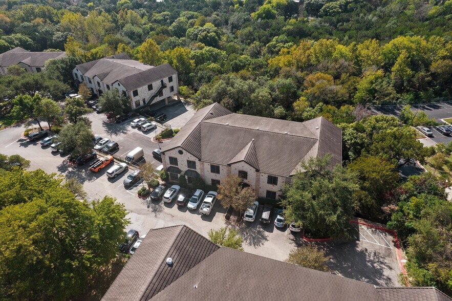 More Photos Of 4407 Bee Caves Rd, West Lake Hills Office Residential For Lease