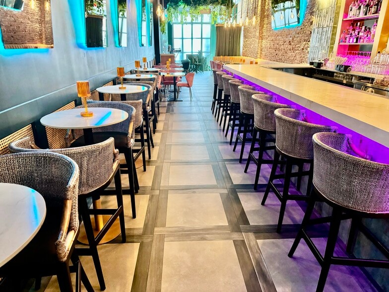 More Photos Of 184-186 Dyckman St, New York Storefront For Lease