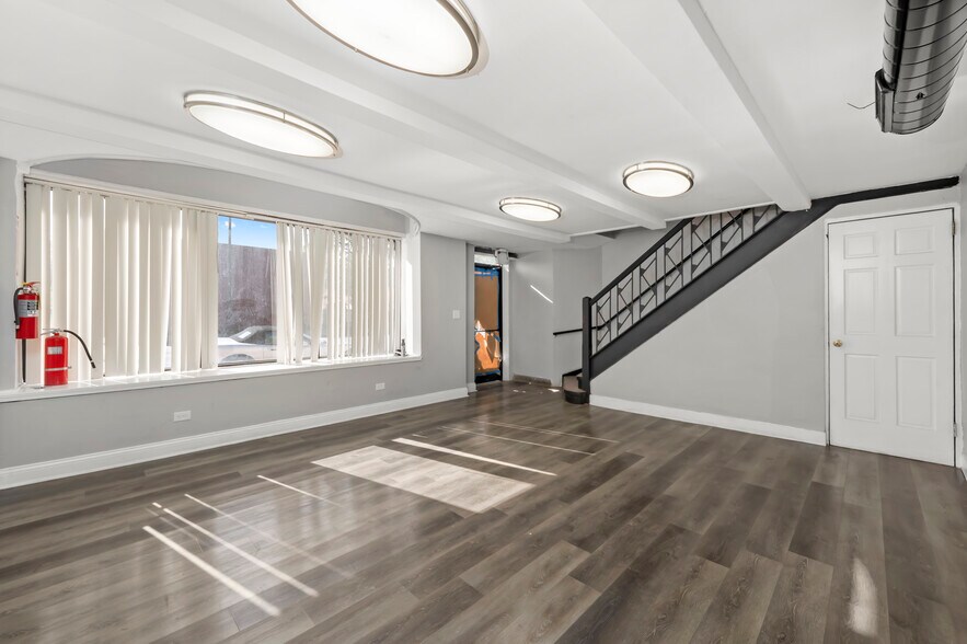More Photos Of 1310-1314 E 75th St, Chicago Lodge Meeting Hall For Sale