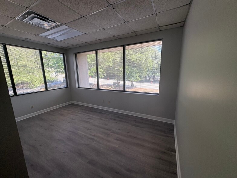 More Photos Of 2255 Cumberland Pky SE, Atlanta Coworking Space