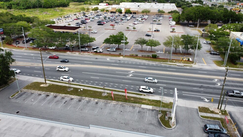 More Photos Of 1652-1704 N Goldenrod Rd, Orlando General Retail For Sale