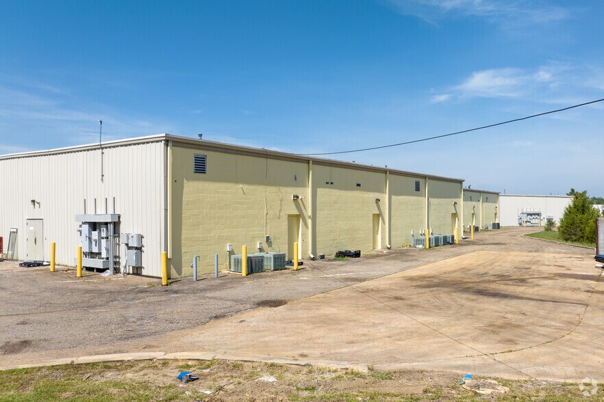 More Photos Of 2240 Rabbitt Dr, Tupelo Unknown For Sale