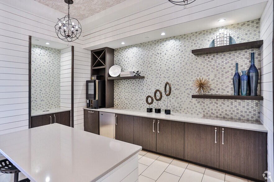 More Photos Of 7420 N Rea Park Ln, Charlotte Apartments For Lease