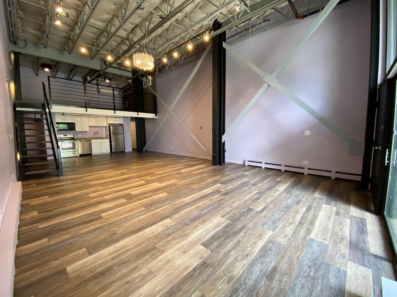 More Photos Of 3377 Blake St, Denver Office Residential For Lease