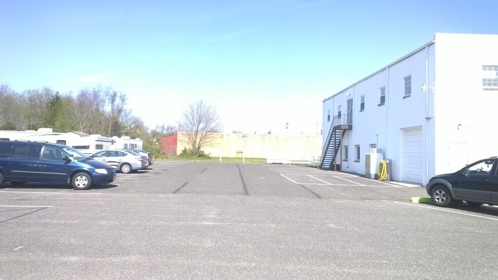 More Photos Of 1085 N Black Horse Pike, Williamstown Office For Sale