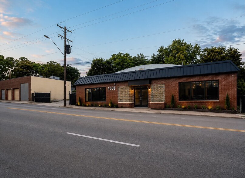 More Photos Of 4500-4508 E 27th St, Kansas City Service For Lease