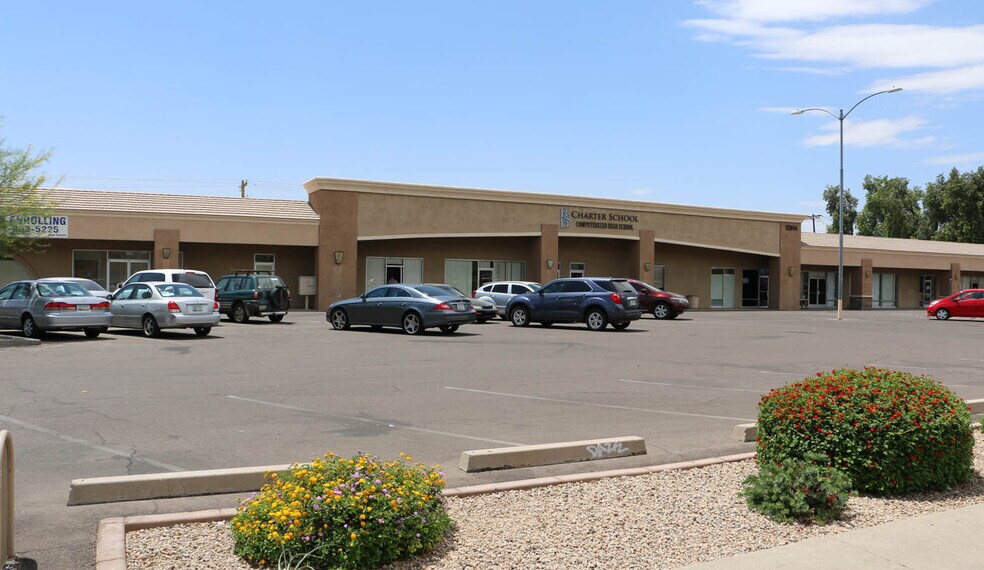 More Photos Of 12814 N 28th Dr, Phoenix General Retail For Lease