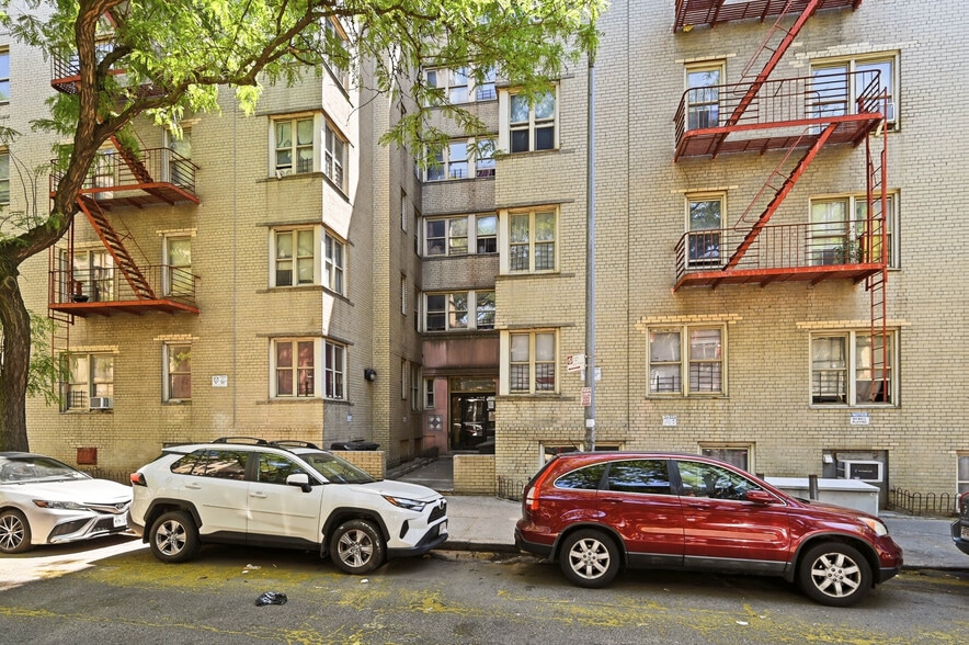 More Photos Of 2310 Creston Ave, Bronx Apartments For Sale
