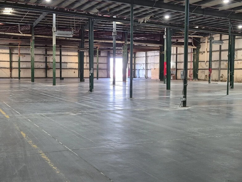 More Photos Of 10700 John Price Rd, Charlotte Warehouse For Sale