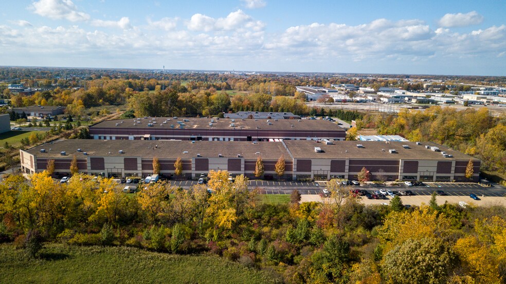 More Photos Of 5575 Venture Dr, Parma Warehouse For Lease