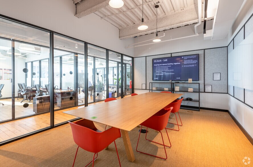More Photos Of 33 Arch St, Boston Office For Lease