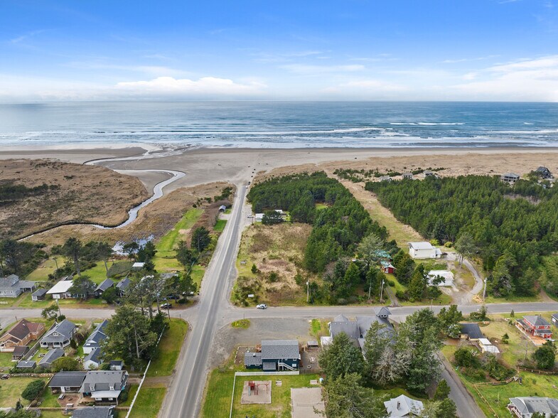 More Photos Of 1201 Bay Ave, Ocean Park Restaurant For Sale