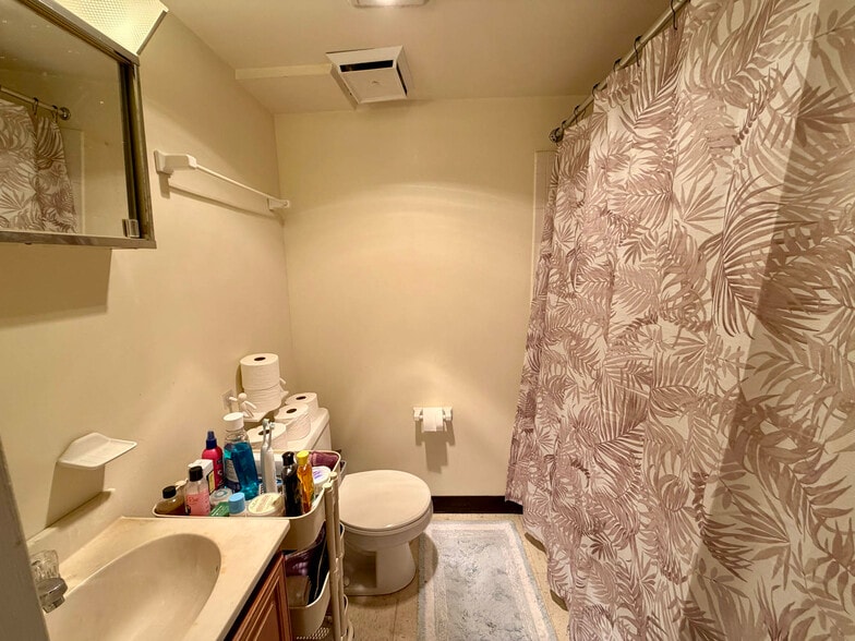 More Photos Of 1137 Light St, Baltimore Storefront Retail Residential For Sale