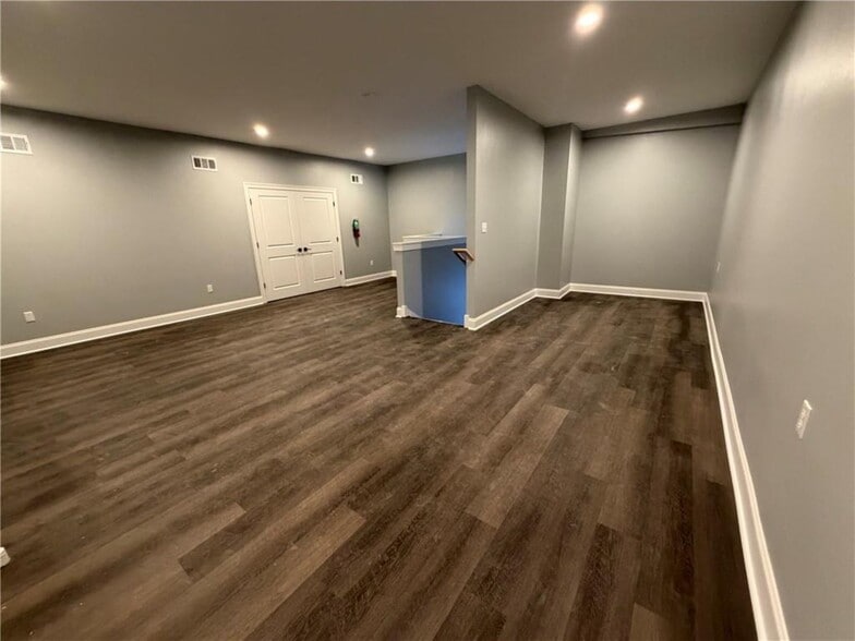 More Photos Of 1100 SW Railroad Ave, Ponchatoula Flex For Lease