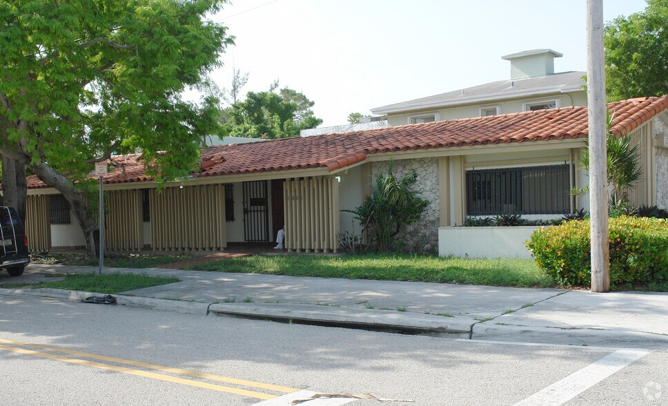 More Photos Of 2660 SW 3rd St, Miami Office For Sale