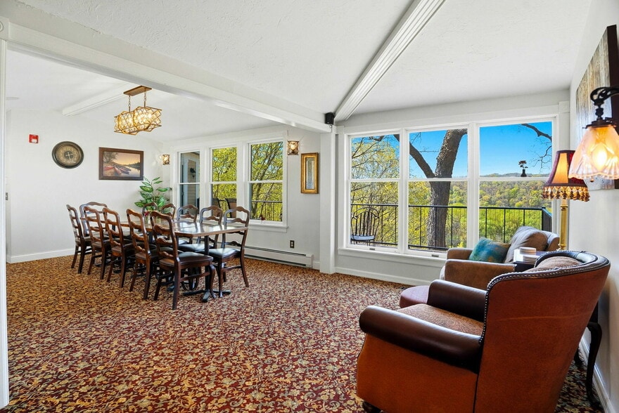 More Photos Of 305 River St, Osceola Hospitality For Sale