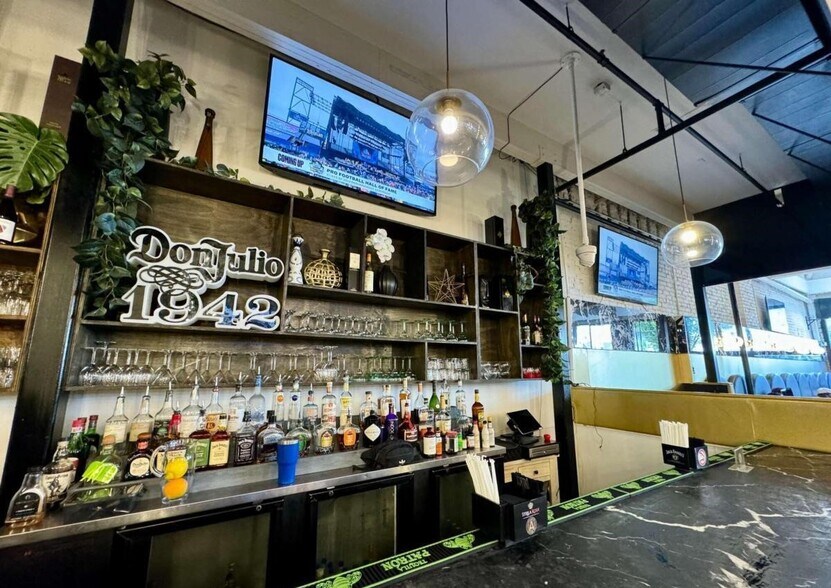 More Photos Of 327 Edgewood Ave SE, Atlanta Industrial For Sale