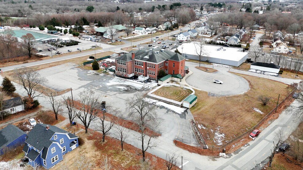 More Photos Of 651 Norwich Rd, Plainfield Schools For Sale