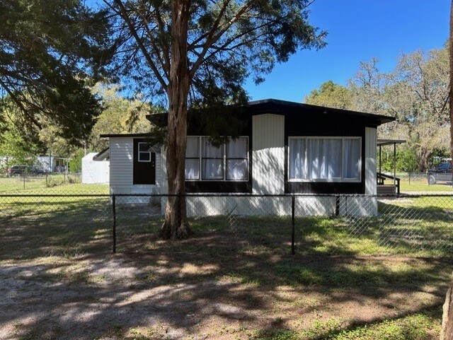 Primary Photo Of 33133 Ranch Rd, Dade City Manufactured Housing Mobile Home Park For Sale