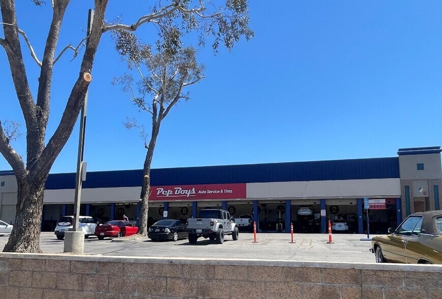 More Photos Of 2050 W Florida Ave, Hemet Auto Repair For Sale