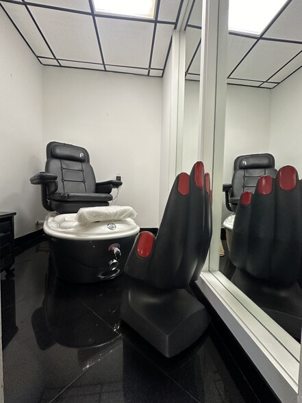 More Photos Of 3000 N University Dr, Coral Springs Office For Sale