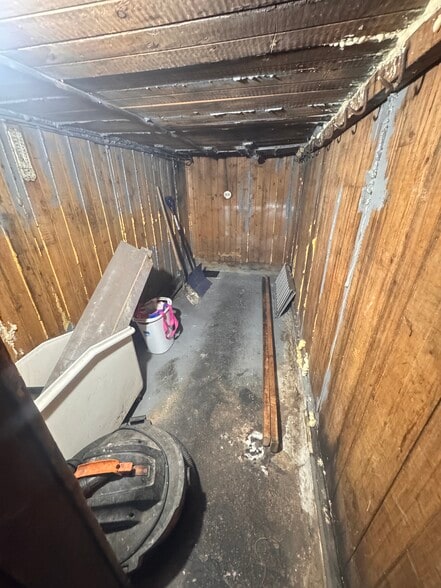 More Photos Of 650 Tenth Ave, New York Apartments For Lease