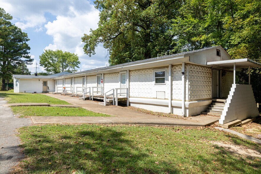 More Photos Of 1542 Highway 70 E, Jackson Apartments For Sale