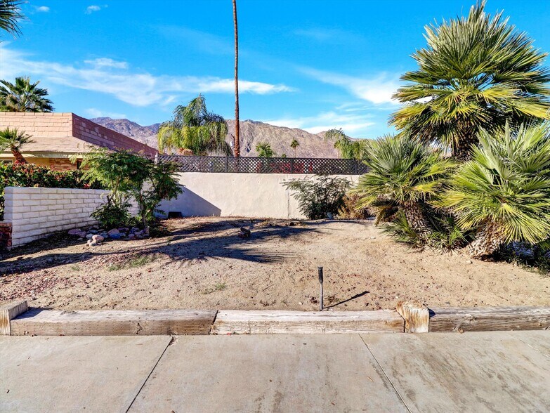 More Photos Of 525 S Thornhill Rd, Palm Springs Apartments For Sale