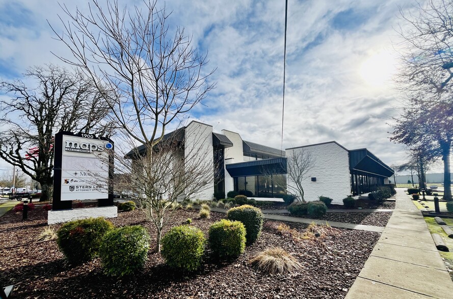 Primary Photo Of 1900 Hines St SE, Salem Office For Lease
