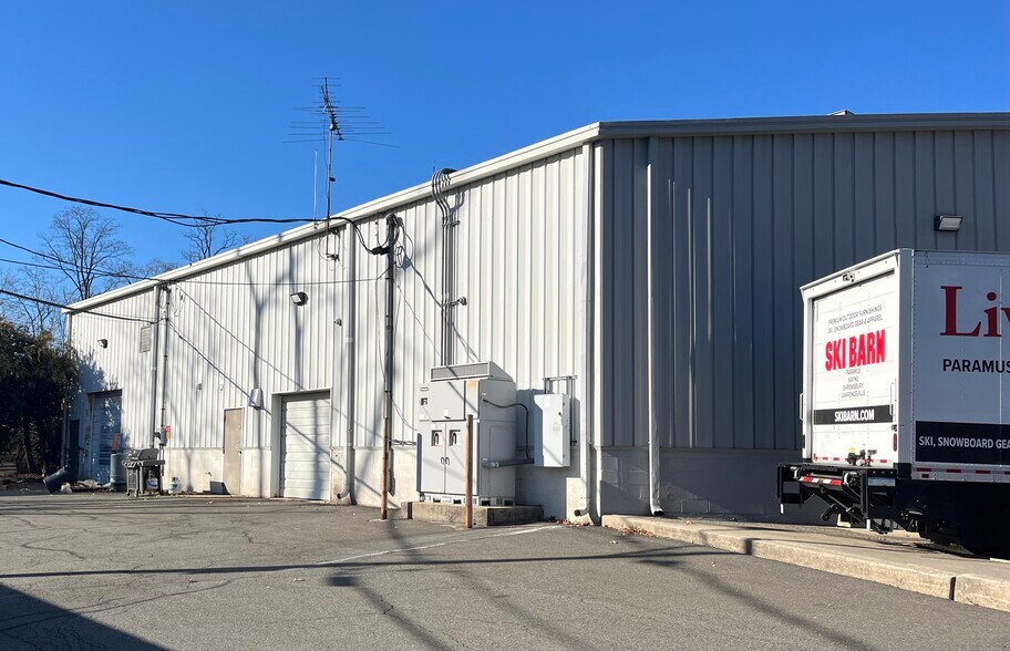 More Photos Of 2990 US Highway 1, Lawrenceville Freestanding For Lease