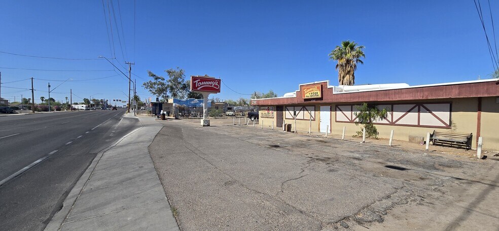 More Photos Of 2747 N Stone Ave, Tucson Restaurant For Sale